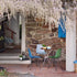 Cadeira Eames DSR em Plástico / Base Preta